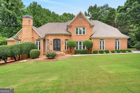 555 Twinflower Ct, Roswell, GA 30075