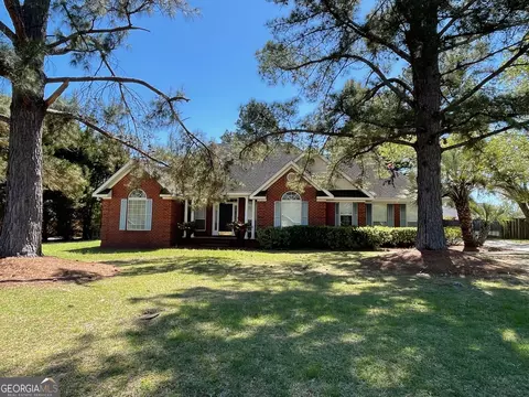 1128 Bartlett Dr, Statesboro, GA 30461