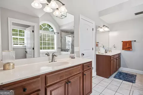 Bath - 10 Toscanno Dr, Covington, GA 30014 photo 2 of 5