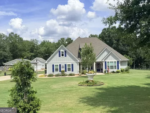1011 Al Roberts Rd, Senoia, GA 30276