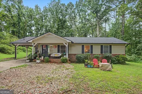 4 Shadowood Ct SE, Silver Creek, GA 30173
