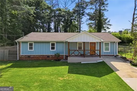 2710 Gray Rd SE, Smyrna, GA 30082