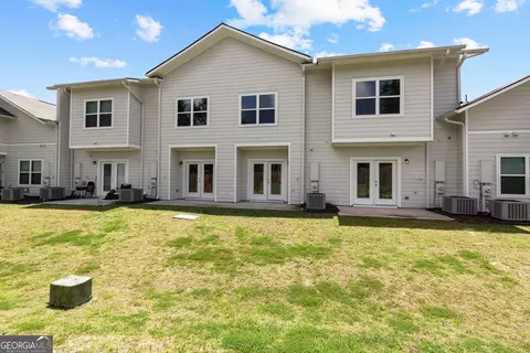 Exterior - 241 Rooker Dr, Lagrange, GA 30241 photo 5 of 7