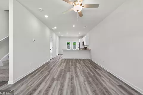 Entry Way - 241 Rooker Dr, Lagrange, GA 30241 photo 3 of 6