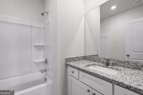 Bath - 239 Rooker Dr, Lagrange, GA 30241 photo 2 of 2