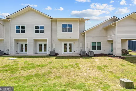 Exterior - 239 Rooker Dr, Lagrange, GA 30241 photo 3 of 4