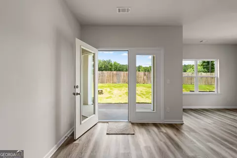 Entry Way - Undisclosed, Lagrange, GA 30241 photo 6 of 6