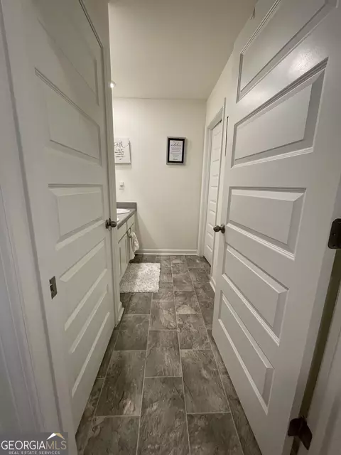 Entry Way - 205 Sullivan St, Hampton, GA 30228 photo 3 of 3