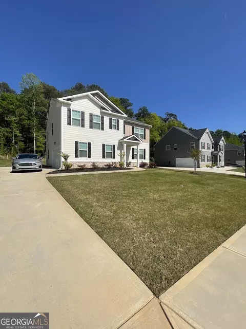 Exterior - 205 Sullivan St, Hampton, GA 30228 photo 2 of 8