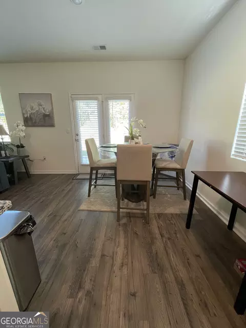 Dining - 205 Sullivan St, Hampton, GA 30228 photo 1 of 1