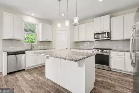 Kitchen - 7584 Rudder Cir, Fairburn, GA 30213 photo 1 of 2