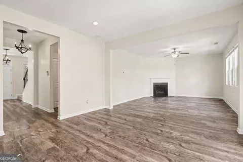 Living - 7584 Rudder Cir, Fairburn, GA 30213 photo 1 of 3