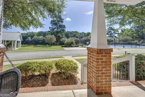 Exterior - 165 Pratt Dr, Covington, GA 30014 photo 9 of 15