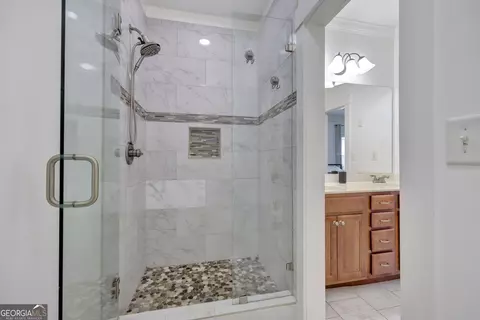Bath - 165 Pratt Dr, Covington, GA 30014 photo 2 of 5