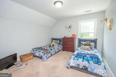 Bedroom - 183 Edgemont Ct, Lagrange, GA 30240 photo 5 of 7