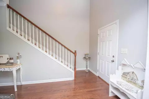 Entry Way - 183 Edgemont Ct, Lagrange, GA 30240 photo 1 of 9