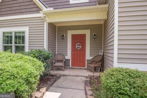 Exterior - 183 Edgemont Ct, Lagrange, GA 30240 photo 3 of 5