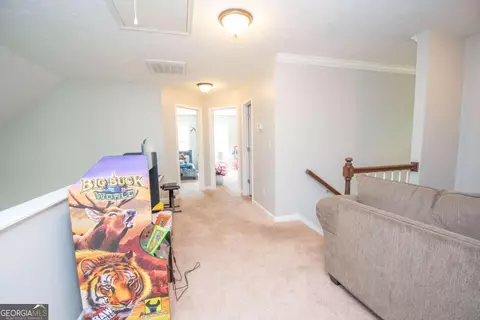 Entry Way - 183 Edgemont Ct, Lagrange, GA 30240 photo 8 of 9