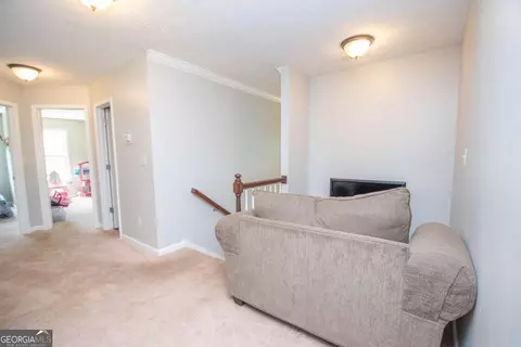 Entry Way - 183 Edgemont Ct, Lagrange, GA 30240 photo 7 of 9