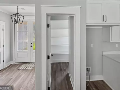 Entry Way - 1129 Mulberry Pl, Dudley, GA 31022 photo 2 of 2