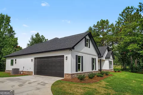 Exterior - 1161 Mulberry Pl, Dudley, GA 31022 photo 3 of 6