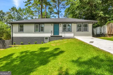 662 Melrose Dr, Forest Park, GA 30297