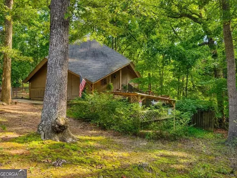3215 The Trail Rd, Gainesville, GA 30501