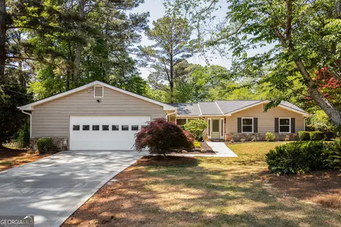 3231 Bunten Rd, Duluth, GA 30096
