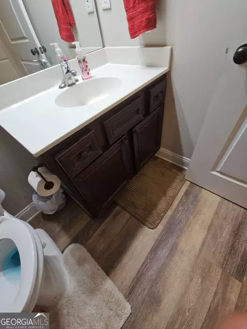 Bath - 511 Tradition Pl, Lagrange, GA 30241 photo 2 of 6