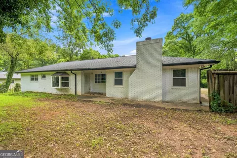 513 Hurt Rd, Smyrna, GA 30082