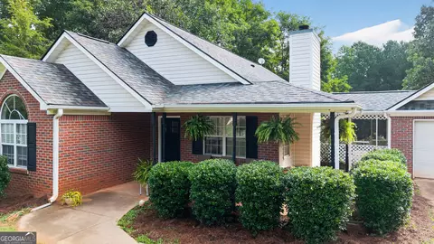 Exterior - 116 Dana Dr, Hampton, GA 30228 photo 4 of 8