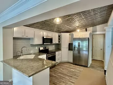 Kitchen - 142 Mabry Rd, Jackson, GA 30233 photo 1 of 1