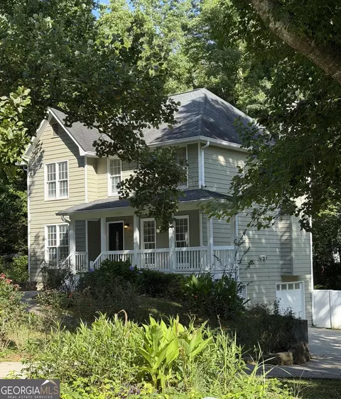 79 Thomas Crossing Dr, Newnan, GA 30265