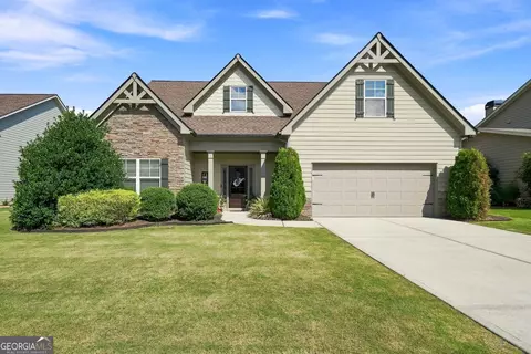 334 Red Cap Cir, Jefferson, GA 30549
