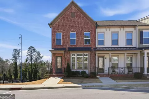 3317 Park Pointe Cir, Scottdale, GA 30079