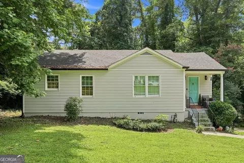 2740 Dale Creek Dr, Atlanta, GA 30318