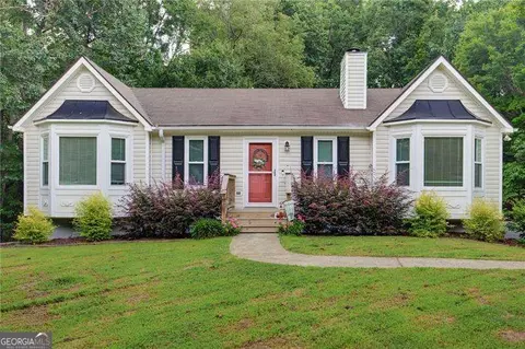 41 Camden Woods Dr NW, Cartersville, GA 30121