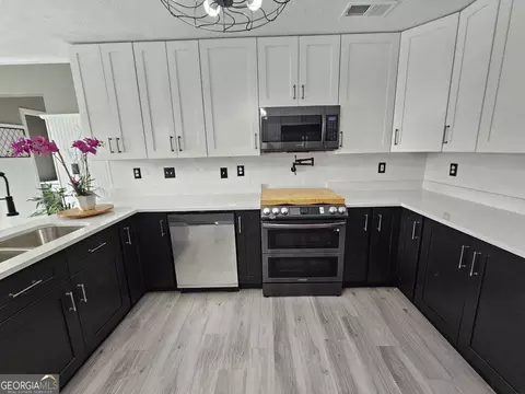 855 John Ct, Lawrenceville, GA 30046