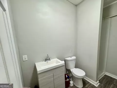 Bath - 720 Harold St, Macon, GA 31201 photo 5 of 5