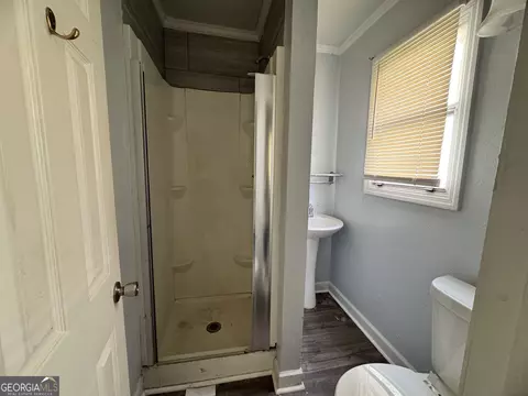 Bath - 720 Harold St, Macon, GA 31201 photo 4 of 5