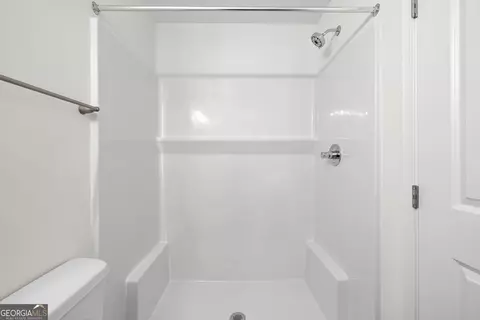 Bath - 797 Hunnicutt Ave, Lagrange, GA 30240 photo 4 of 4