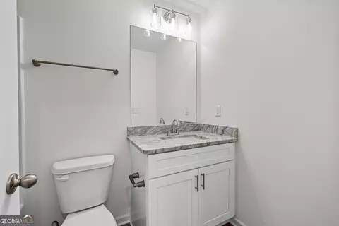 Bath - 1015 Stonewall St, Lagrange, GA 30240 photo 1 of 4
