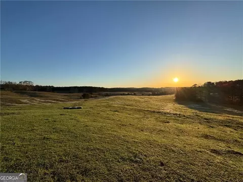 1126 County Road 145, Roanoke, AL 36274