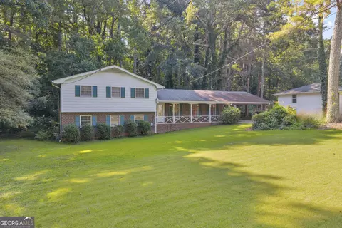 5892 Button Gwinnett Pl, Norcross, GA 30093