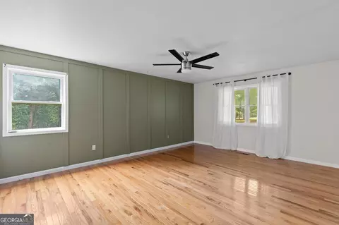 Living - 350 E Harp Rd, Thomaston, GA 30286 photo 5 of 8