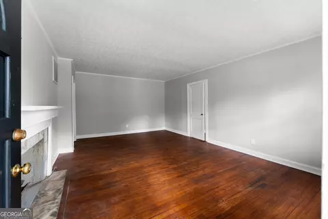 Living - 2903 Maple Rd SE, Rome, GA 30161 photo 1 of 6