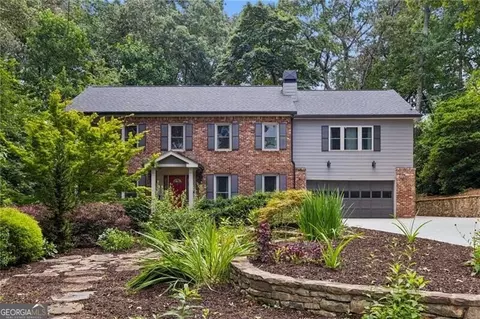2383 Riverglenn Cir, Atlanta, GA 30338