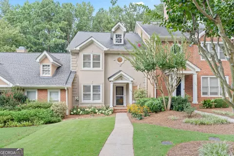 736 Olde Towne Ln, Marietta, GA 30068