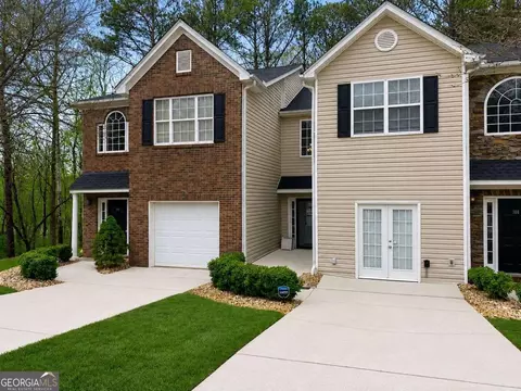102 Creekwood Dr, Woodstock, GA 30188
