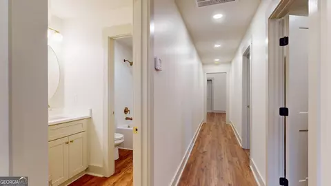 Entry Way - 301 Jericho Ln, Brooklet, GA 30415 photo 10 of 23
